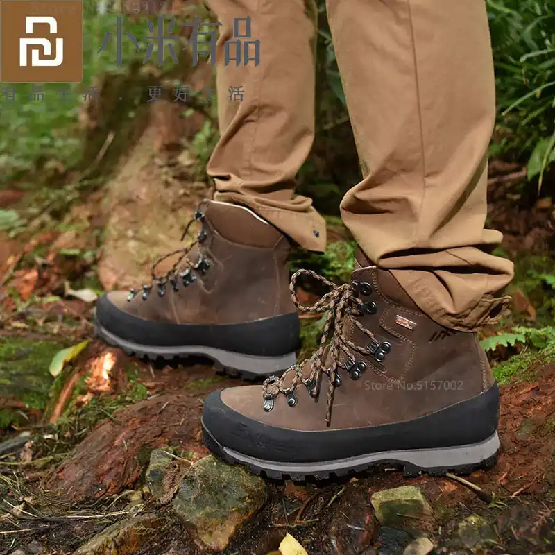 smart hiking shoes