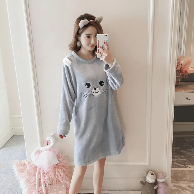 Velvet Flannel Long Sleeve Women's Pajamas Winter Thicken Cute Cartoon Animal Bear Printed Sleepwear Sweet Student Knee Length - Цвет: Коричневый
