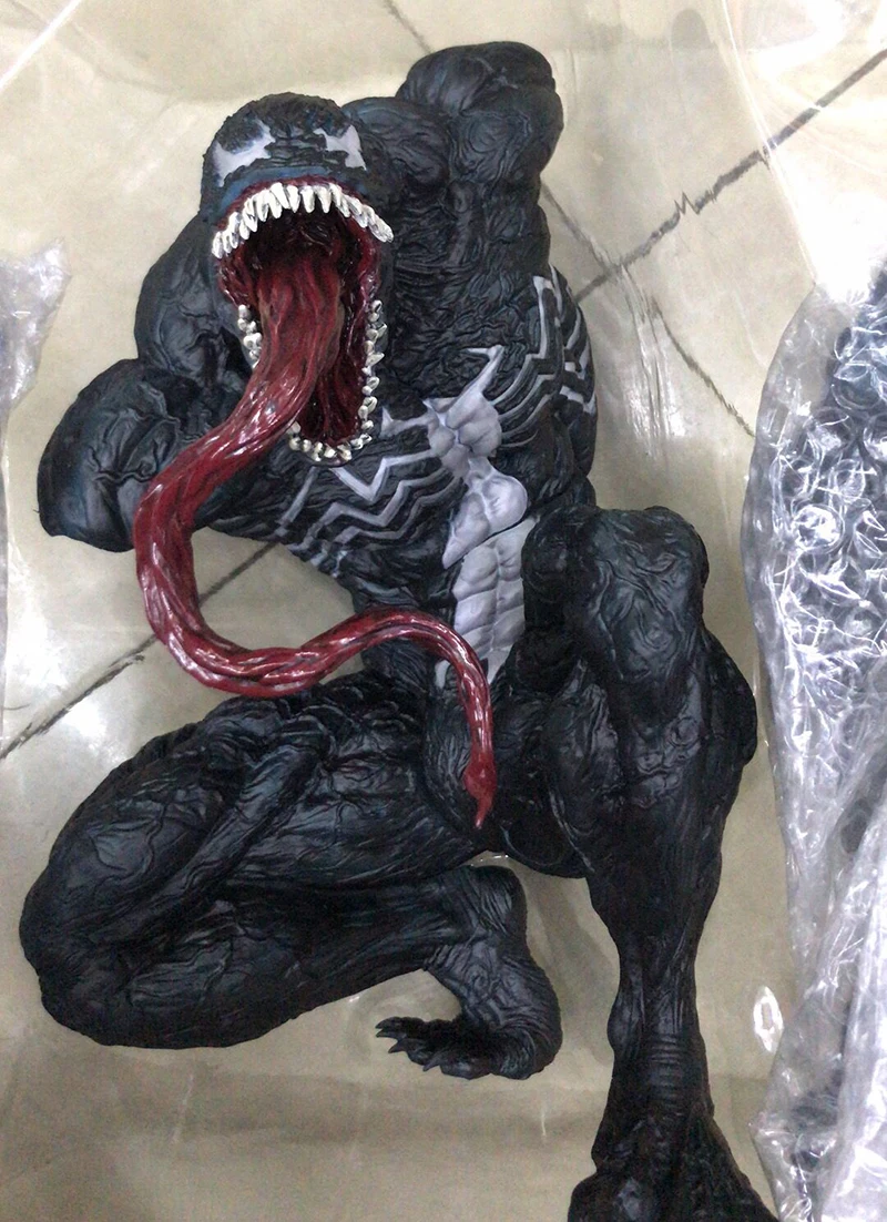 Venom-Figure-1-4-Scale-Painted-Figure-Squatting-Battle-Version-Statue-Venom-Action-Figure-Toy-34cm (1)