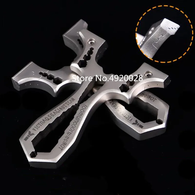 

Hot sale 2019 new slingshot hunting stainless steel clip slingshot with rubber band outdoor shooting game
