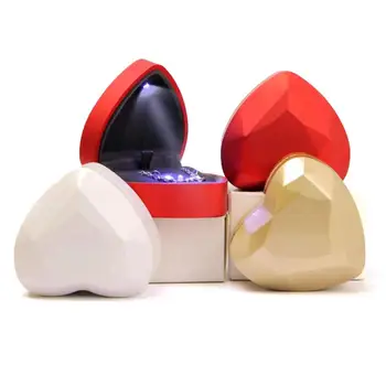 

Heart LED Light Engagement Ring Bracelet Holder Jewelry Display Box Storage Case craft organizer бирки для ручной работы 2020