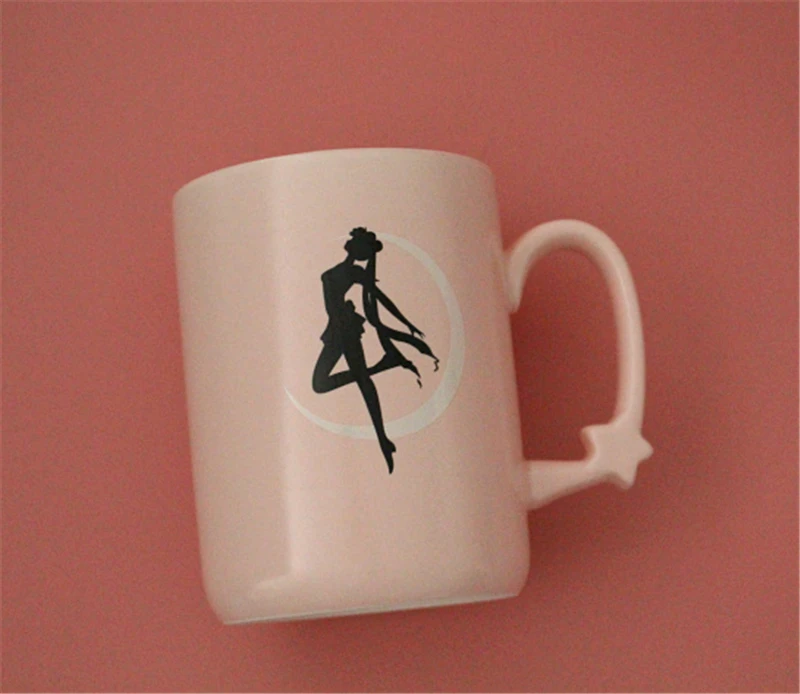 

Comic Sailor Moon Crystal Tsukino Usagi Pink Mug Porcelain Coffee Ceramic Tea Cup Home Cups Cute Xmas Gifts Cup New With Lid