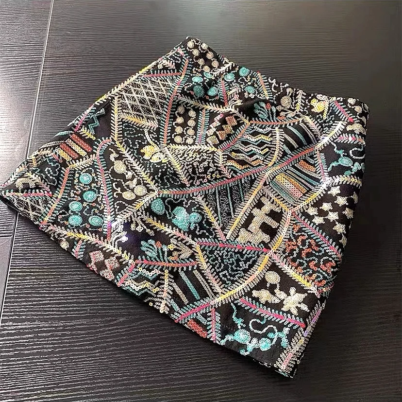 

2024 Genuine leather skirt heavy sequined embroidered A-line skirt bag hip sheepskin high waist fashion extreme sexy mini micro