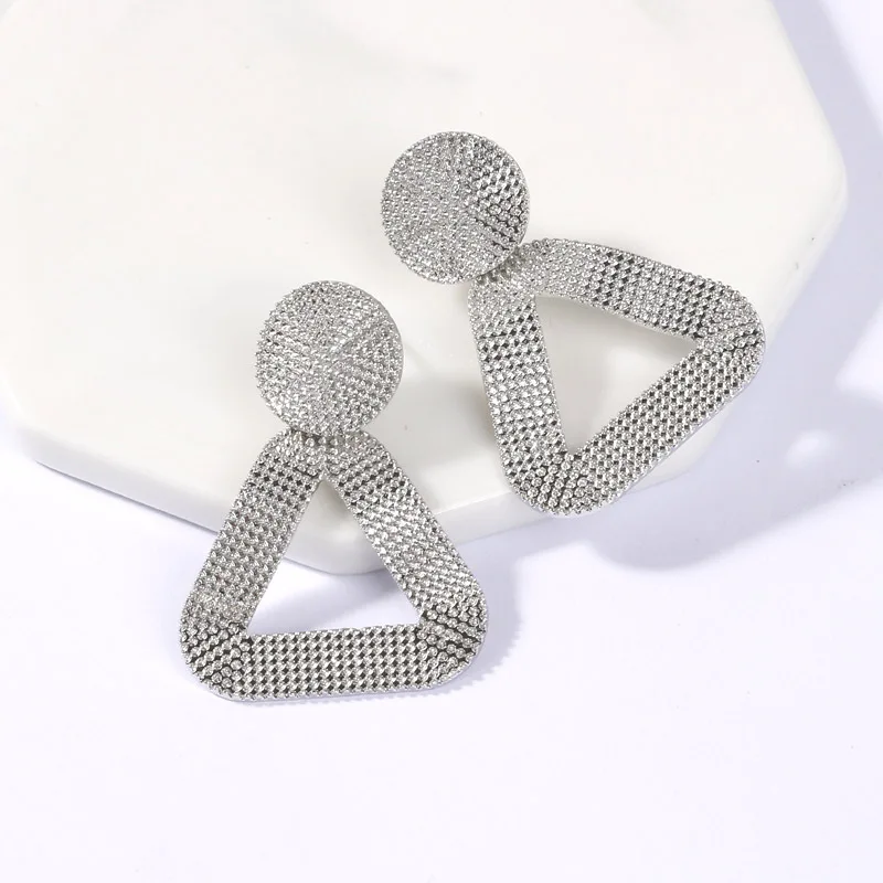 12806395070_1626211359