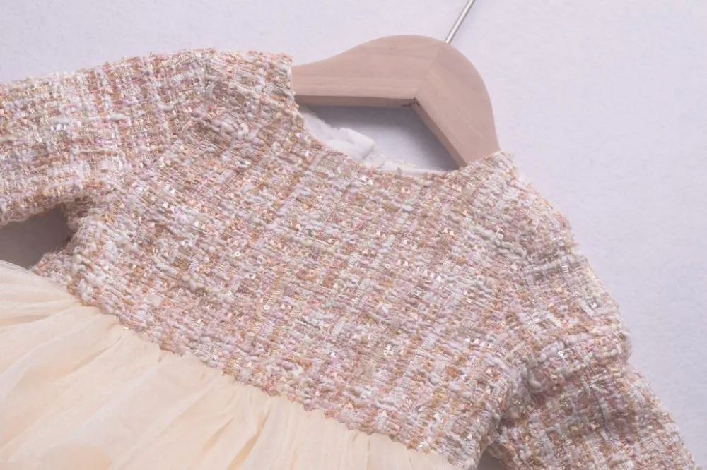 22478183424_2134298057