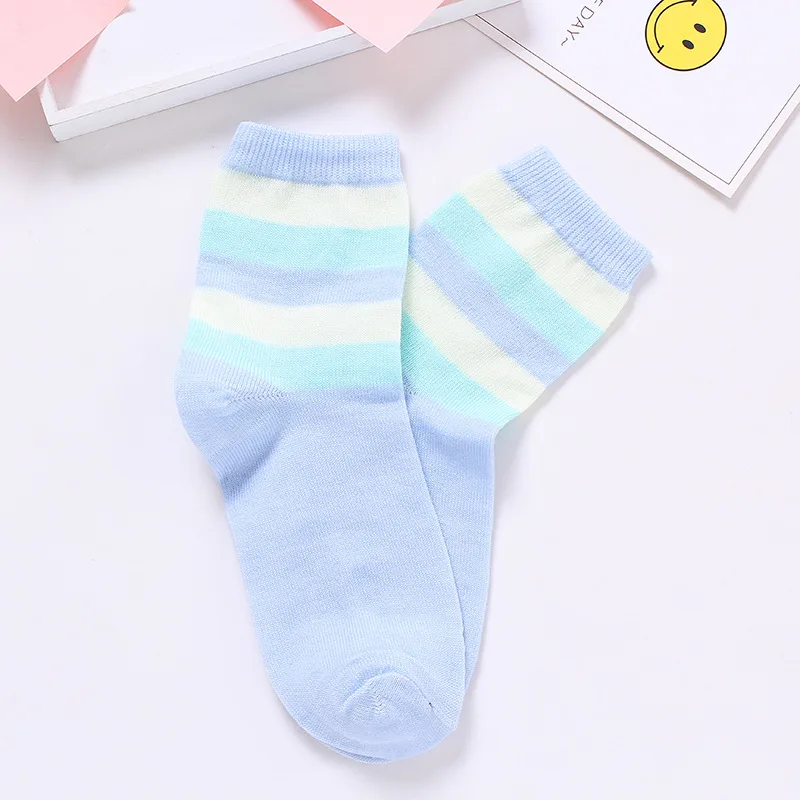 5 пар женских коротких носков в полоску ярких цветов дышащие впитывающие пот высококачественные хлопковые женские носки простые милые носки для девочек Meia - Цвет: D