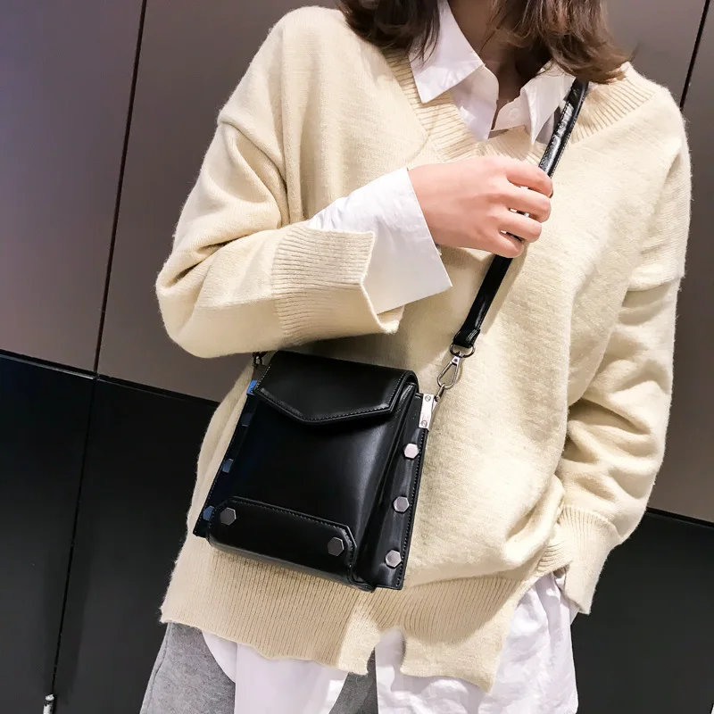 

Bag Women's 2019 New Style Fashion Fashion Korean-style PU Handbag Large Capacity Oil Skin Versatile Mobile Phone Bag Oblique Fa