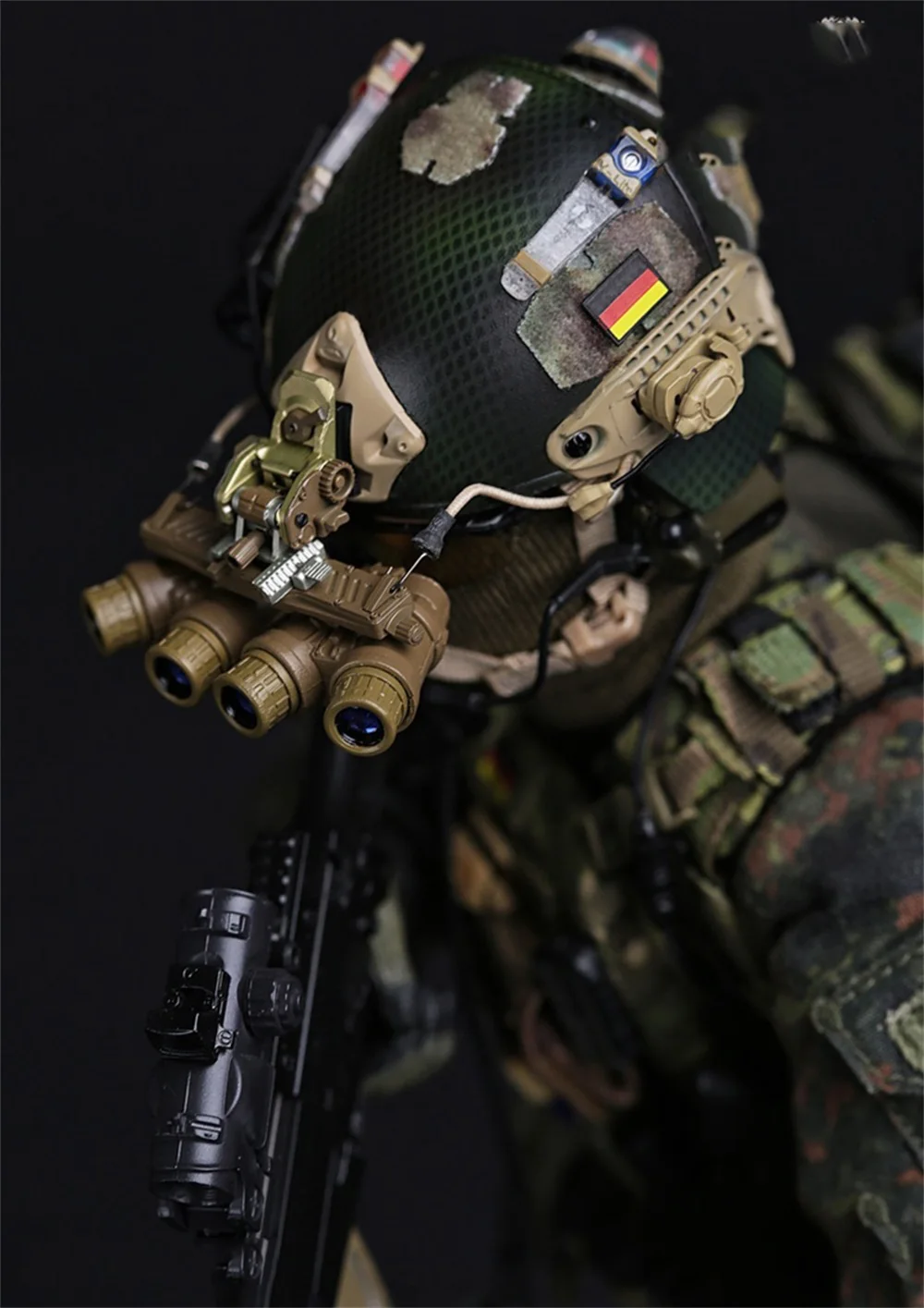 1/6 плотина 78037 KSK(KOMMANDO SPEZIALKRAFTE) ассаультер немецкий спецназ ударный рабочий коллекционный подарок
