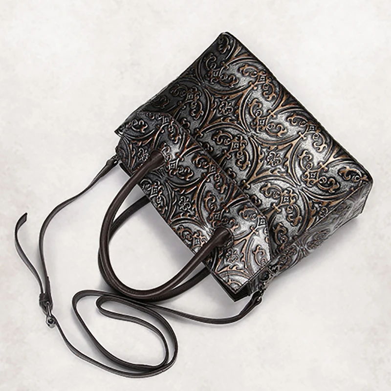 BMW086Silver Coffee04