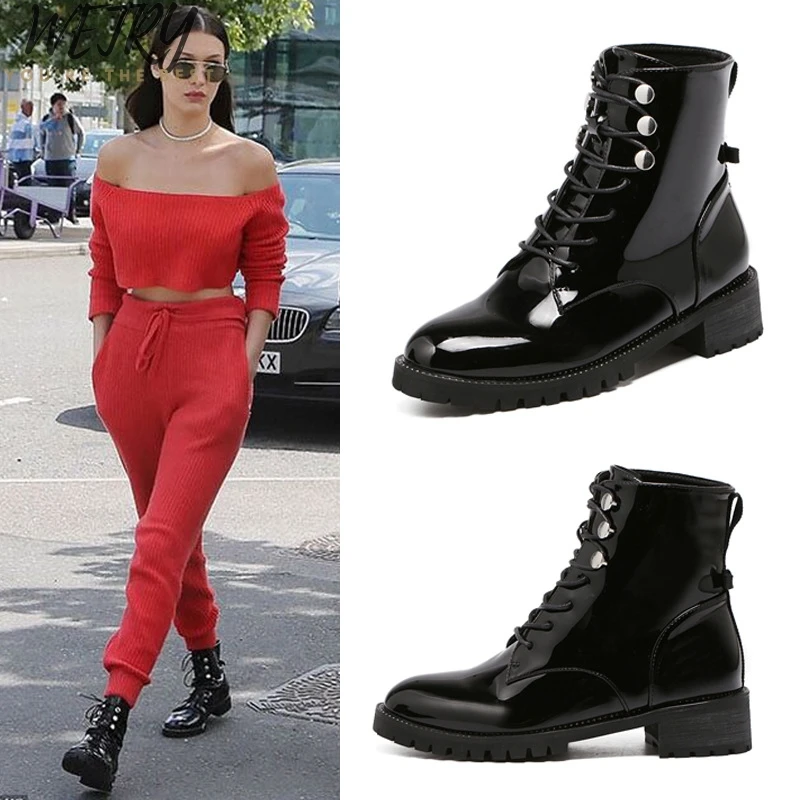 

2019 new fashion casual female Martin boots knit comfortable breathable lace women's boots thick with tube women's shoes