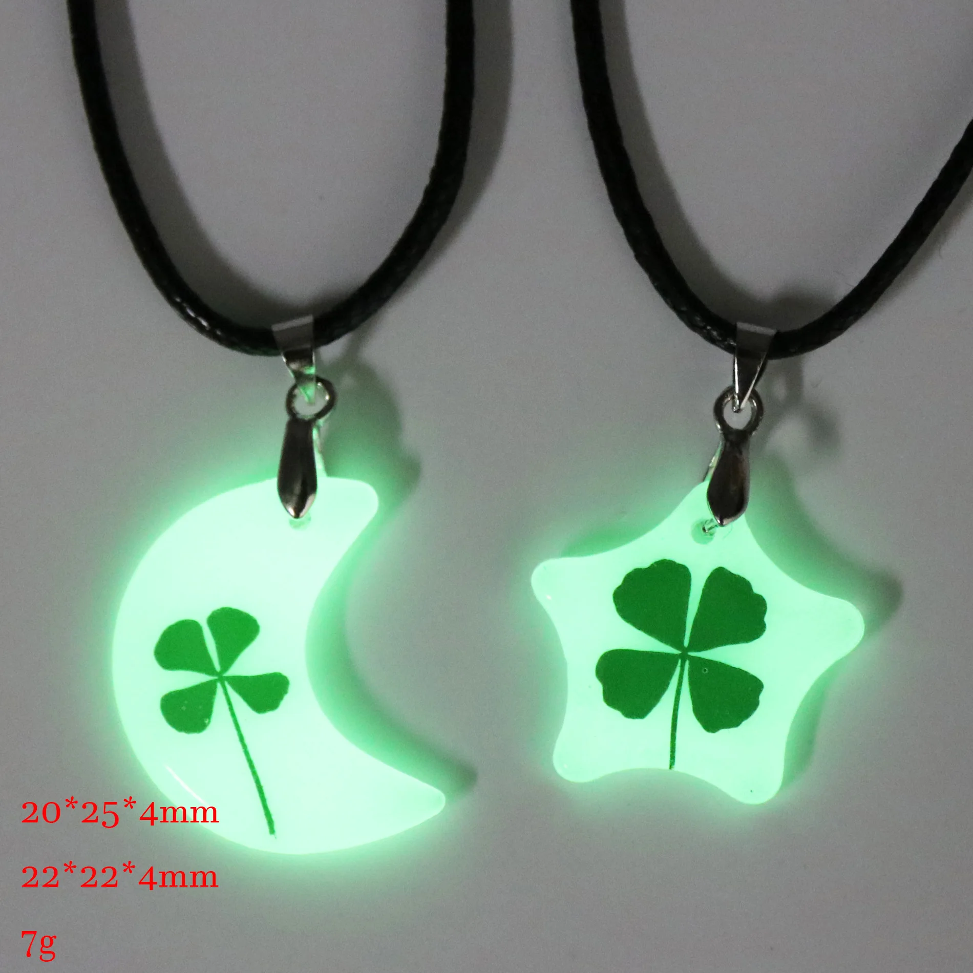 2019 latest luminous Four Leaf Clover  Wholesale necklace Star And  Love You The Back Crescent Moon Necklace