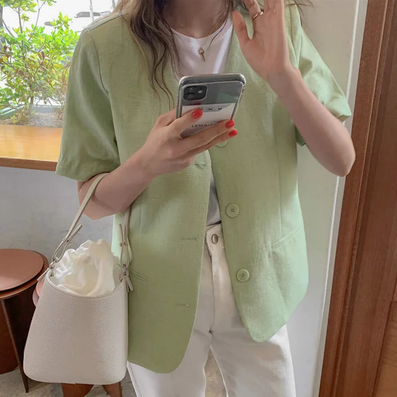 

2020 Women Summer Green Cotton and Linen V Neck Thin Blazer Coat Half Sleeve Single Breasted Jacket Loose Outwear