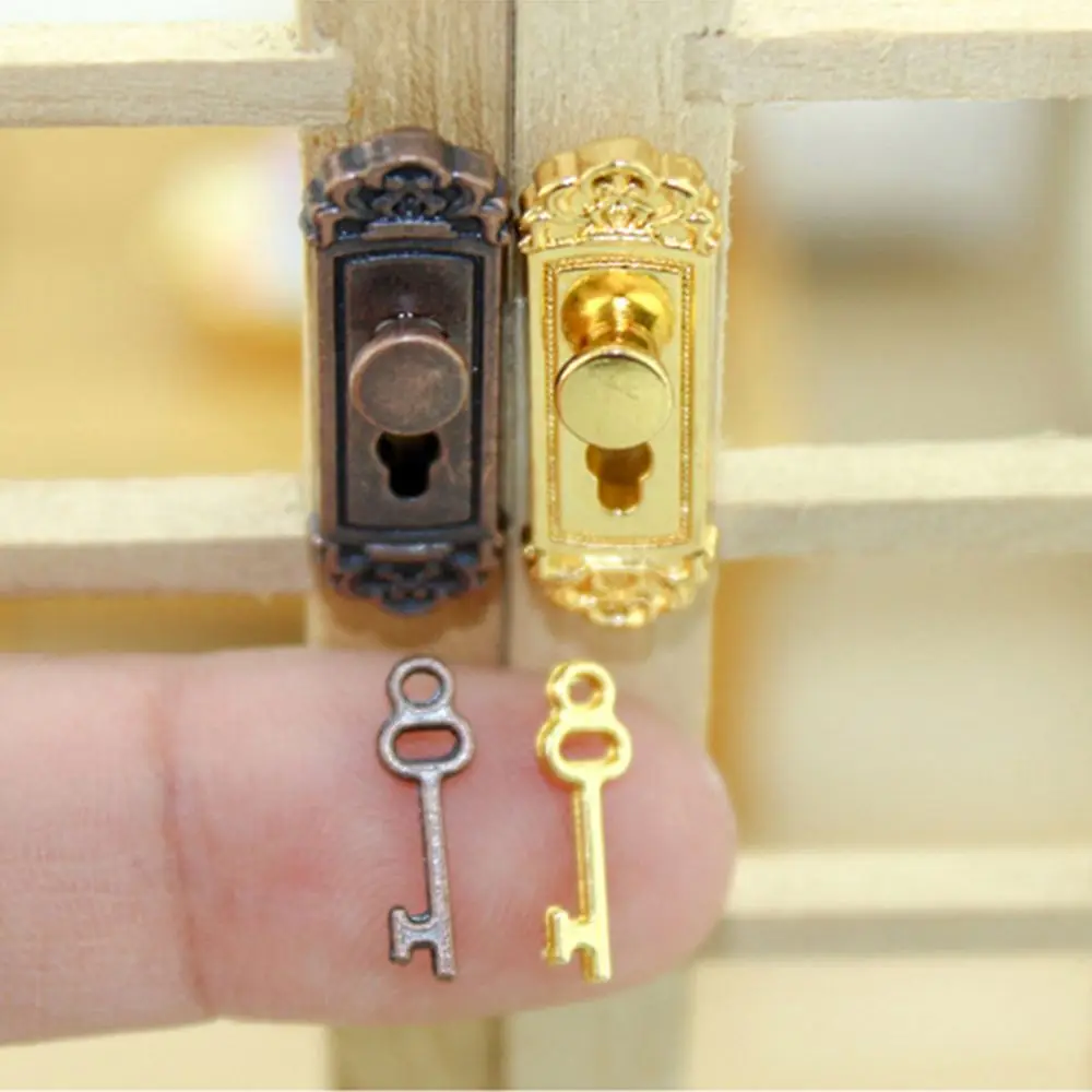Maniglie Per Porta In Ottone Antico Per Casa Delle Bambole | Scala 1:12 | Confezione Da 2 | Lunghezza 26 Mm | Accessori Miniatura