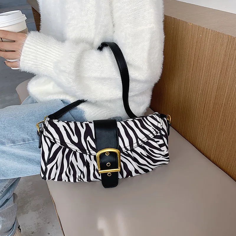

Famous Designer Small Clutch Bag for Women Luxury Leather Flap Shoulder Bags Lady Zebra Pattern Pleated Half Moon Crossbody Bag