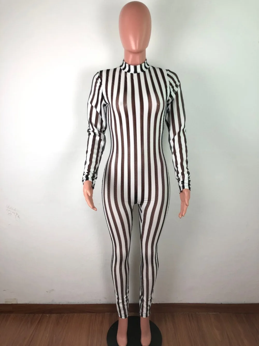 14302017754_2132539483