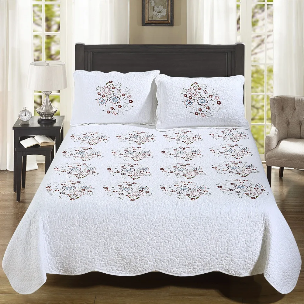 Free shipping 3pcs 100%cotton white embroidered patchwork quilt bedspread full queen size air condition bed cover H