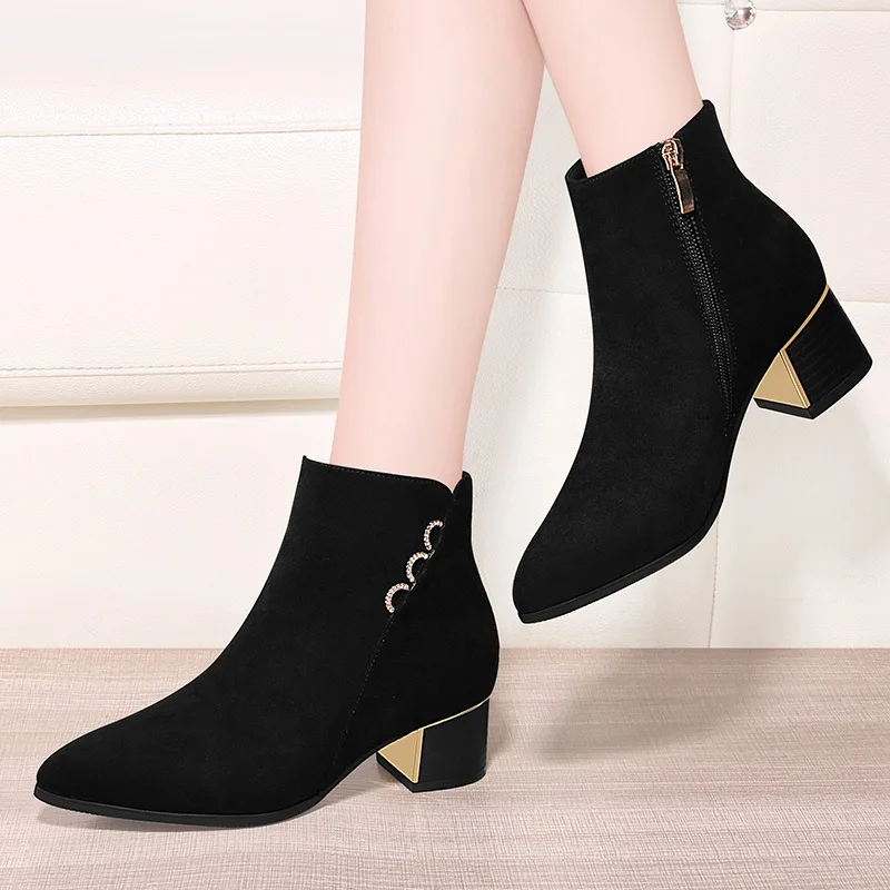 

Pointed Toe Chunky Heel Short Boots Women's Semi-high Heeled 2019 Autumn And Winter New Style Thick Bottomed Martin Boots Short