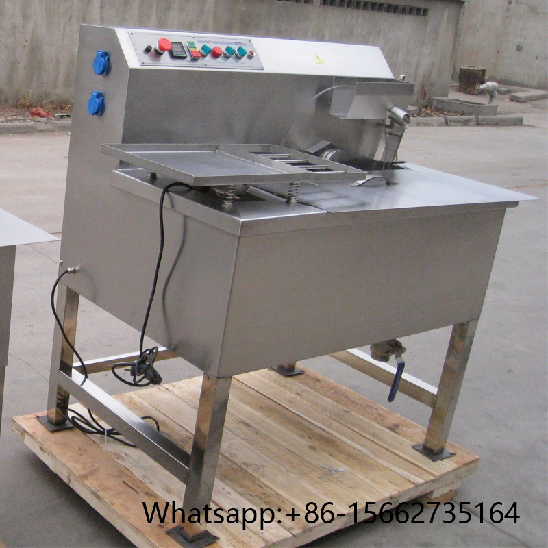 CE approved 60 kg chocolate melter chocolate tempering machine with vibrator