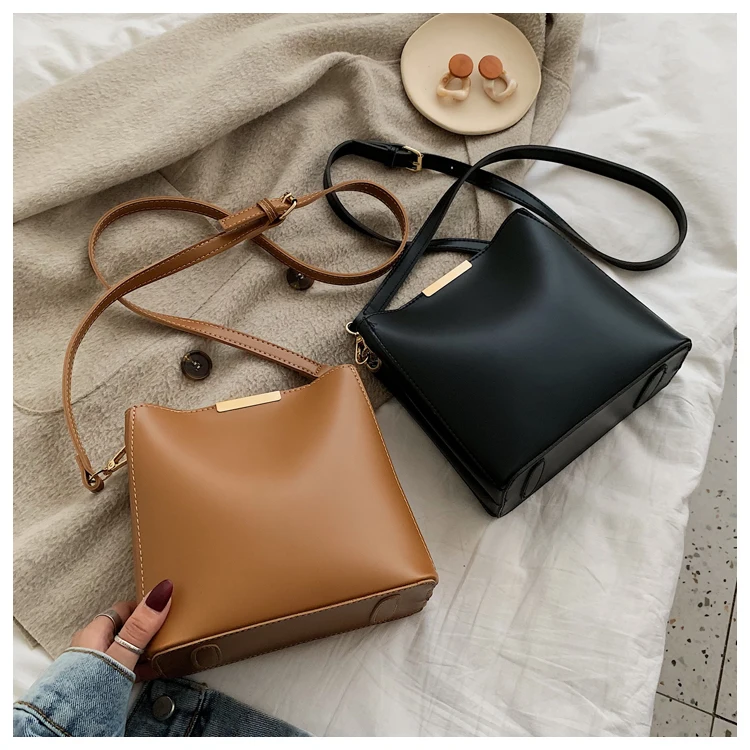 MONNET CAUTHY, новые модные сумки для женщин, лаконичная женская сумка через плечо для отдыха, одноцветная, черная, бежевая, коричневая, западный стиль, сумка-мешок