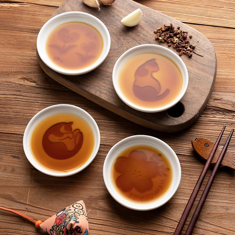 

Household hot pot dumplings dip lovely cartoon cat soy sauce dish Japanese style small flavor pickled vegetable plate
