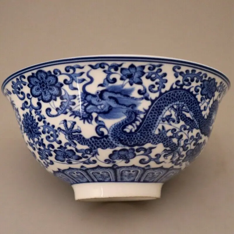 

Китайская старая фарфоровая синяя и белая чаша для риса с двойным драконом