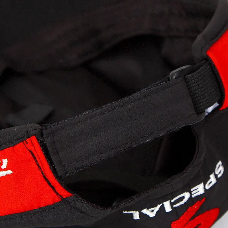 2880740393_1968278176