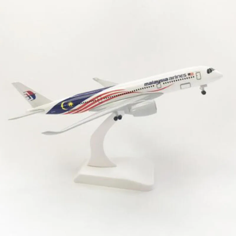 20 см Airbus Boeing B747 B777 A380 A350 авиалинии самолет сплав модель игрушки с посадкой игрушки коробка передач для коллекции - Цвет: Malaysia A350