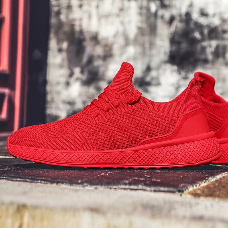 Breathable Running Shoes for Man Black White Sport Shoes Men Sneakers Zapatos Corrientes De Verano Red Chaussure Homme De Marque