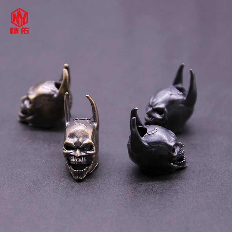 Description Picture 6 of item1PC Hero Modeling Retro Brass Knife Beads Paracord Beads EDC Outdoor Tools Lanyard Knife Pendants
