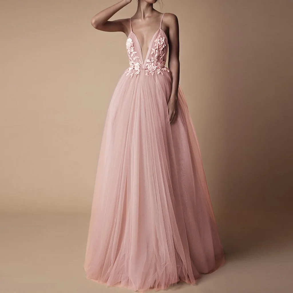 Женское вечернее платье без рукавов элегантное однотонное на бретелях-спагетти