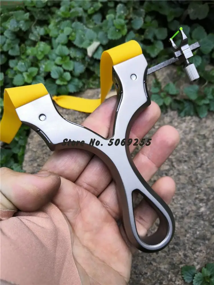 

TC21 Titanium Alloy Slingshot Catapult with Flat Rubber Band Powerful Hunting Shooting Sling shot with U Type Sight Precision