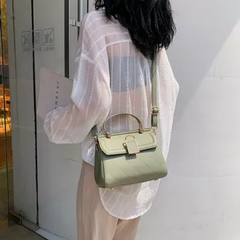 

Women's Shoulder Bags 2020 New Wide Shoulder Straps Yellow Handbag Fashion PU Leather Small Square Bag Women's Messenger Bag