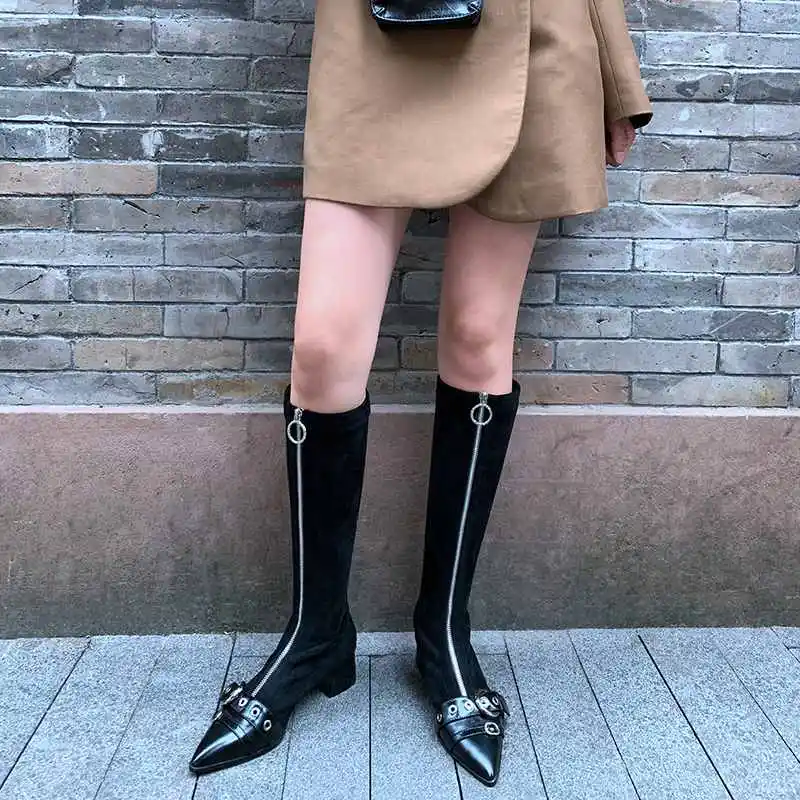 black flock Lenkisen/Лидер продаж; модные зимние теплые женские сапоги до колена из коровьей кожи на среднем каблуке, с острым носком, на молнии, с пряжкой и заклепками; L18 - Цвет: black flock