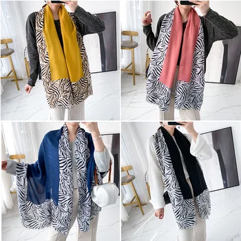 

Ethnic style Popular Leopard Print silk scarves women Beach sunscreen scarf spring and autumn new style Cotton and linen shawl