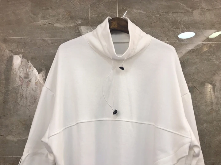 Autumn and Winter New Women's Wear Small Standing Collar Pure Color Decoration Long Sleeve Loose Bottom Top Guard 1004