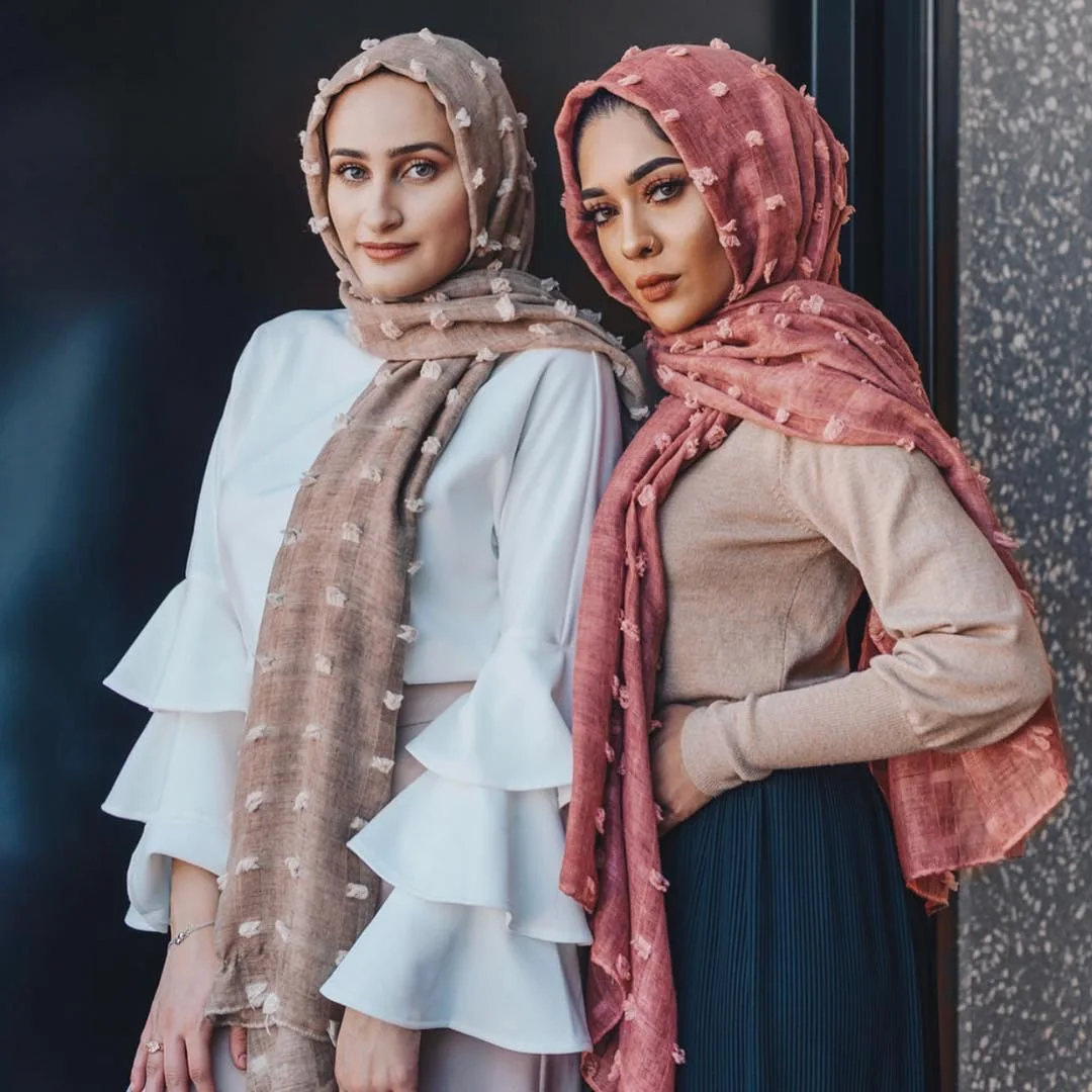 

Мусульманский шифоновый хиджаб с пузырьками для женщин, модный однотонный шарф, Женская Стандартная шаль, головной платок, арабские шарфы с маленькими шариками