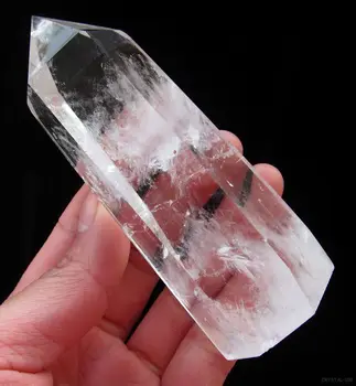 

yu66shun196++natural quartz rock crystal point healing d1085