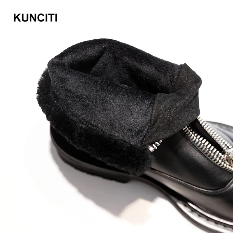 KUNCITI/черные зимние ботинки на молнии спереди; зимние Ботинки martin из натуральной кожи; армейские ботинки на низком каблуке; модные дизайнерские ботинки в европейском стиле; D9308