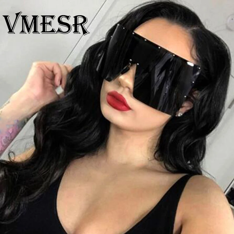 

Trend Oversized Sunglasses Women Men Rivet Sun Glasses One-piece Windproof Goggles Mirror Sunglass UV400 Oversized Sunglasses