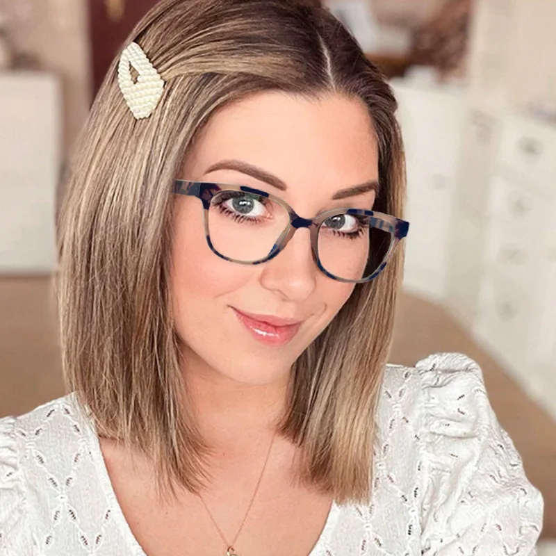 

Feishini 2022 Blue Light Blocking Glasses Women OVAL Transparent Eyeglasses 13g Computer Glasses Men Safety Eyewear