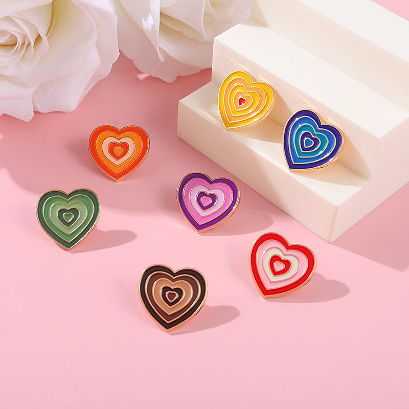7 stil Gradienten Emaille Pins Benutzerdefinierte Rot Gelb Grün Rosa Herz Regenbogen Brosche Revers Abzeichen Tasche mode Schmuck Geschenk für freund – Detail 9