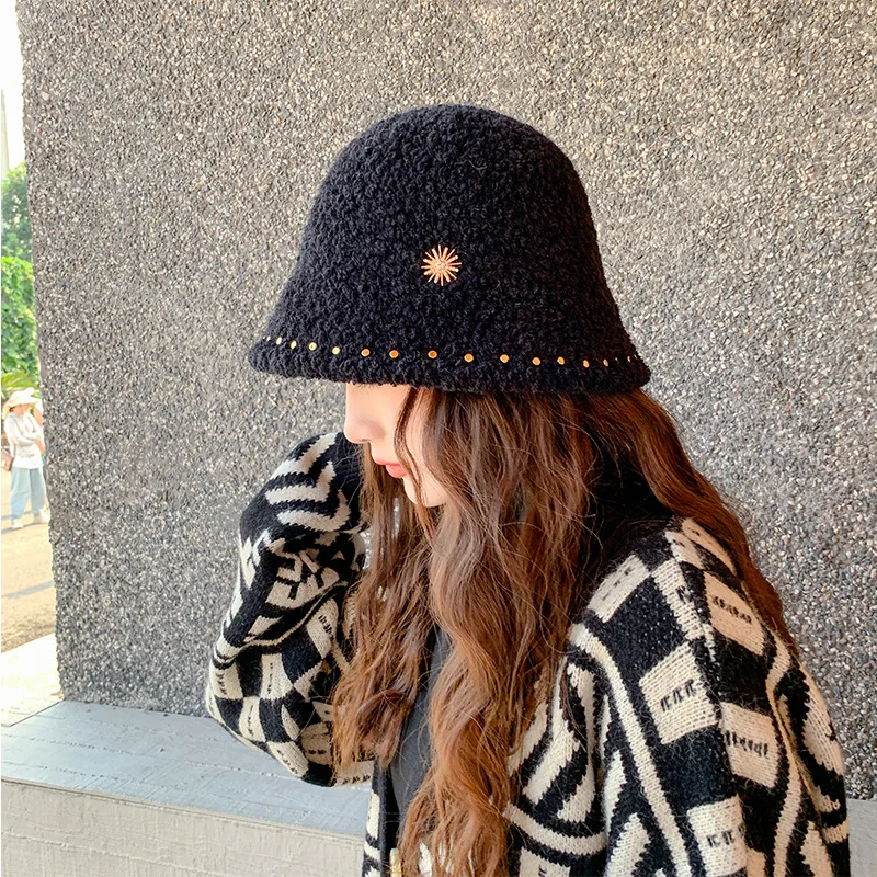 

Faux Fur Winter Bucket Hat Fisherman Hat Female Autumn and Winter Bell Basin Outdoor Hat Vintage Basin Cap