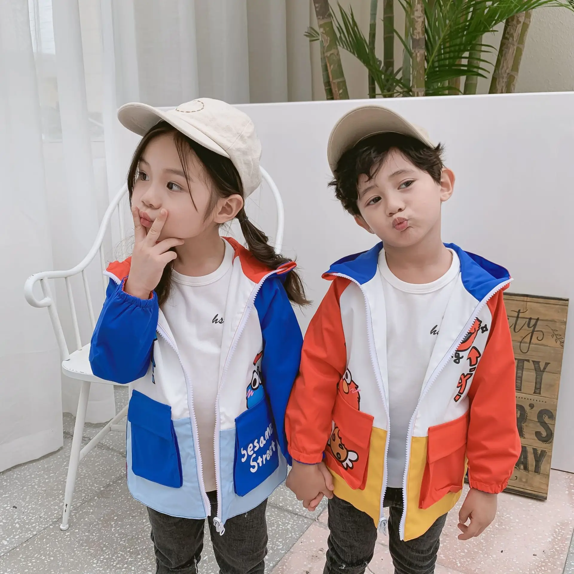 

Childrenswear 2019 Autumn New Style Children Double-sided Wear Trench Coat Mid-length Cartoon Coat N491