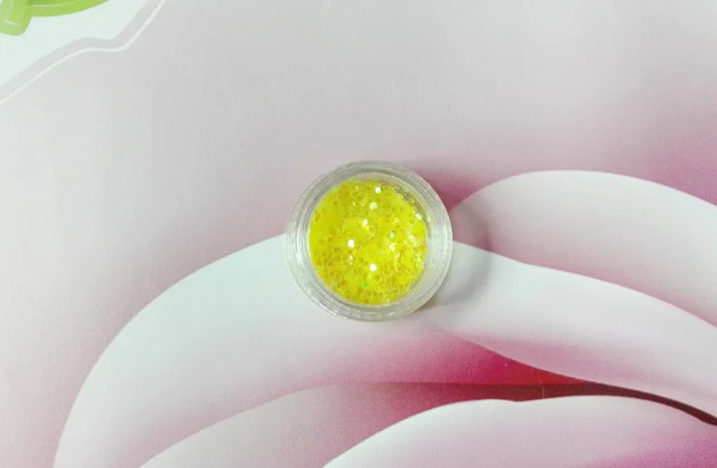 12-Color Boxed Manicure Laser Sequin Symphony Shimmering Powder Hexagonal Sequins Hollow out Heart Snowflake Golden Horse Eye Fo