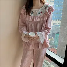 Alien Kitty Vintage Plaid bordado flores 2020 mujeres Chic Sweet Loose pijamas trajes de casa ropa de dormir de moda de ocio