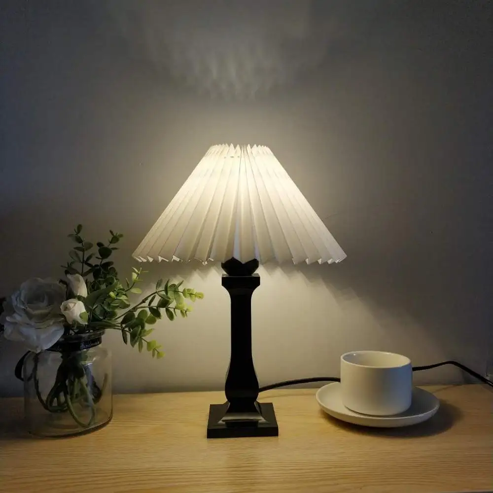 

Abajur Korean simple black square bottom solid color hotel room home decoration desktop decoration small desk lamp