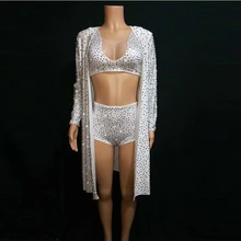 Белый Полный Стразы Длинный плащ бикини 3 шт. Женская одежда для ночного клуба певица Dj Ds сценический костюм кристалл праздничная одежда DL4626