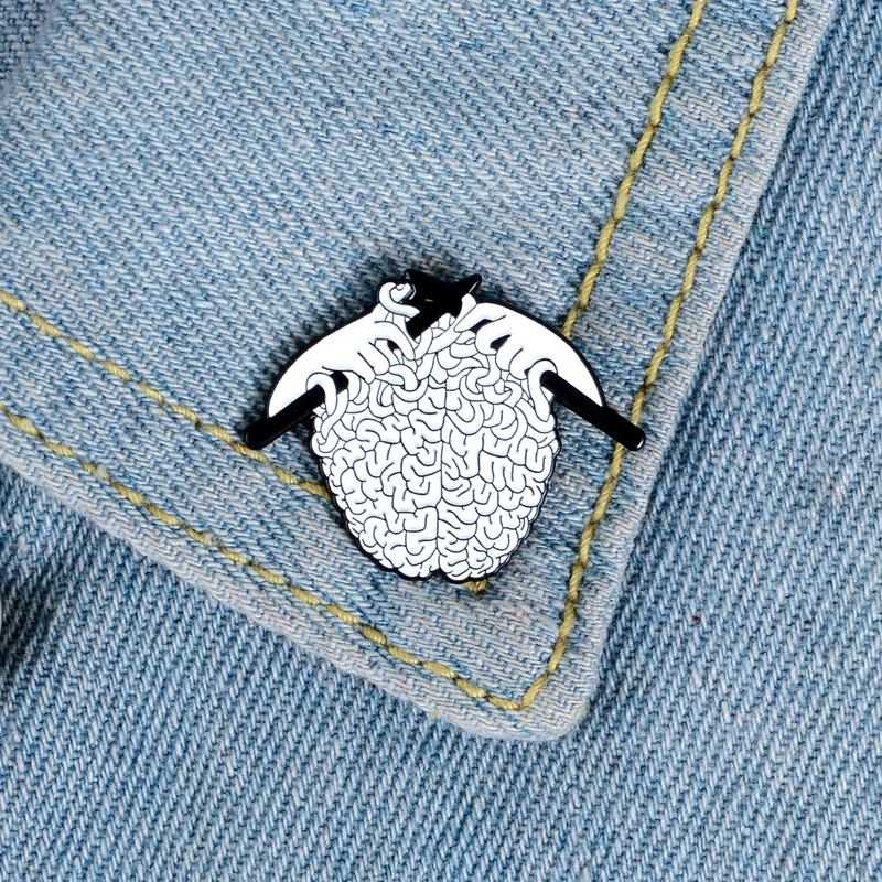 Knit Anatomical Brain Lapel Pins Knit Sweater Medical Anatomy Pins Meme Enamel pin Doctor and Nurse Jewelry Gothic Gift
