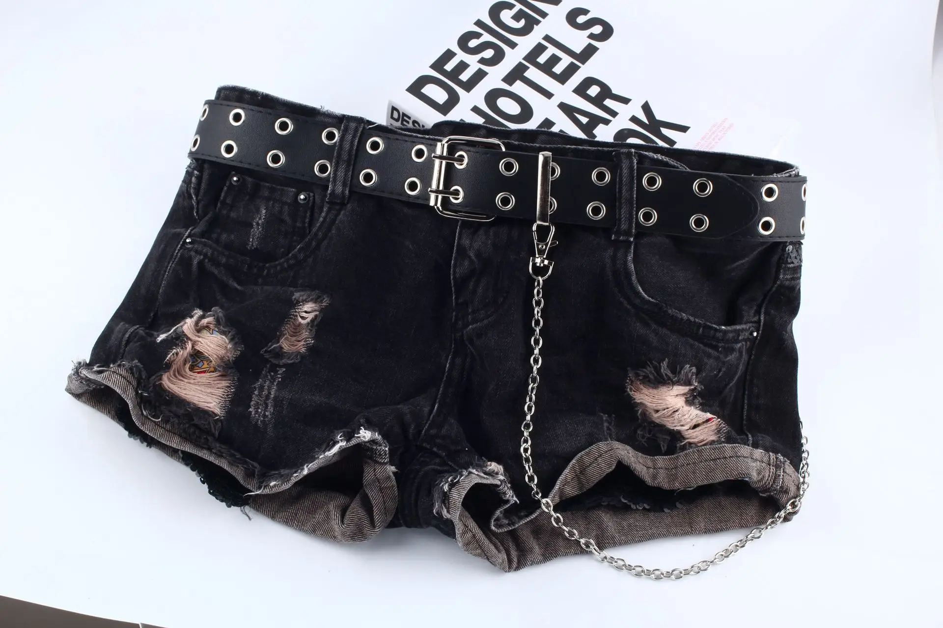 Женский ремень в стиле панк с цепочкой, модный кожаный ремень с пряжкой, регулируемый пояс для джинсов, черный, три двойных/одного петля, кожаный ремень с пряжкой