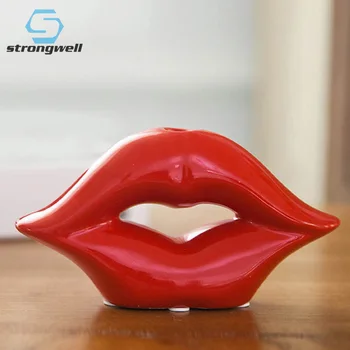 

Strongwell Nordic Lips Figurine Ceramic Sculpture Modern Minimalist Art Craft Ornament Home Decoration Accessories Wedding Gift
